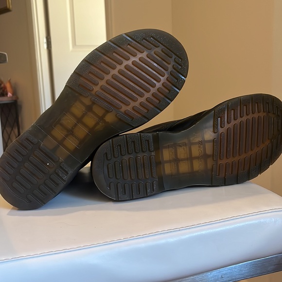Doc Martens/Dr. Martens - Picture 4 of 5